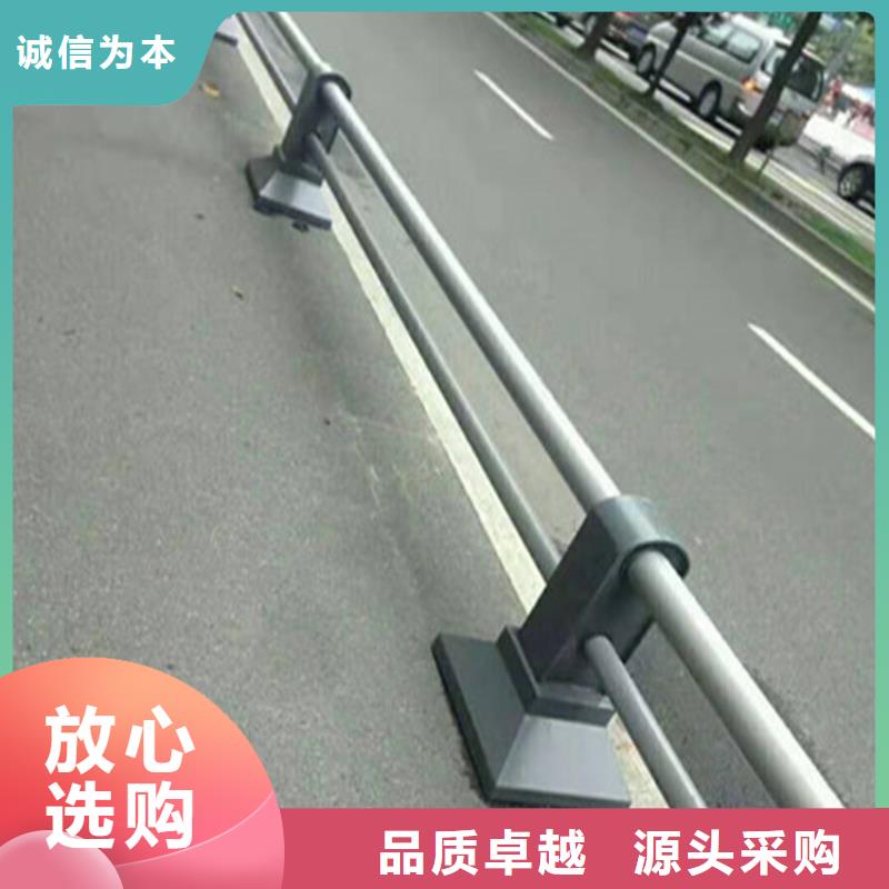 乡村道路防撞栏杆造型别致