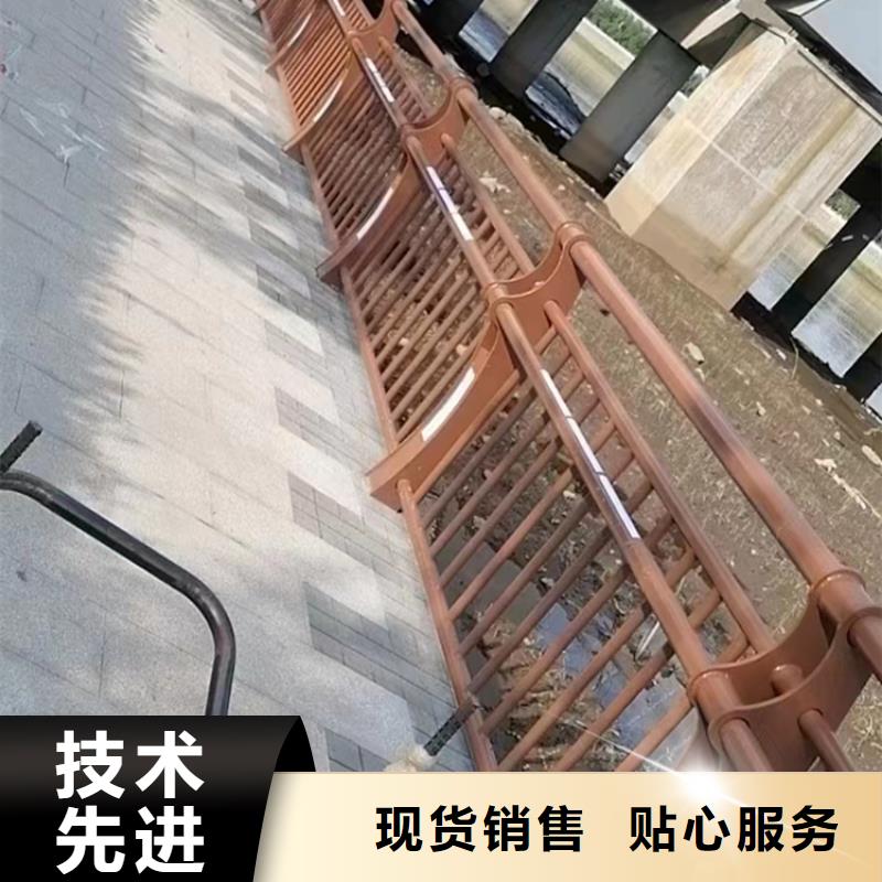 城市快车道防撞护栏美观大方不易生锈