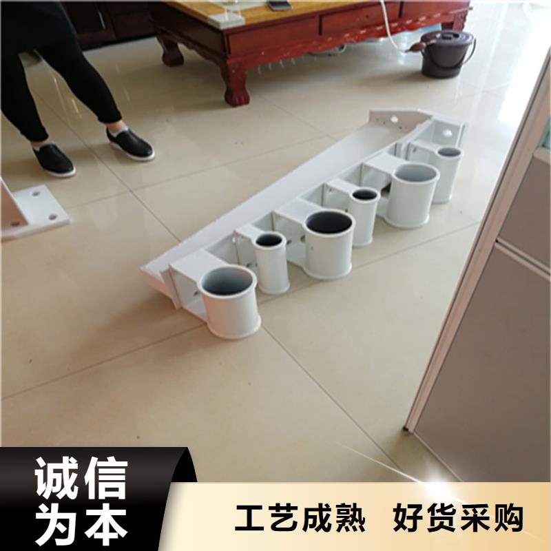 包厢护栏立柱展鸿护栏长期有卖