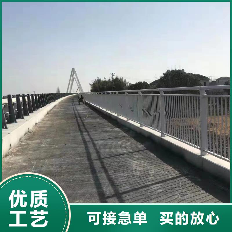 仿木纹河道护栏栏杆不锈钢河道栏杆哪里有卖的