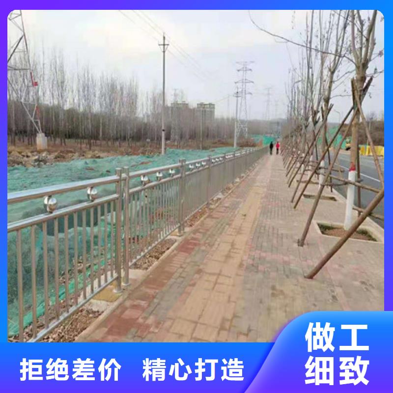 道路护栏LED防护栏杆自有厂家