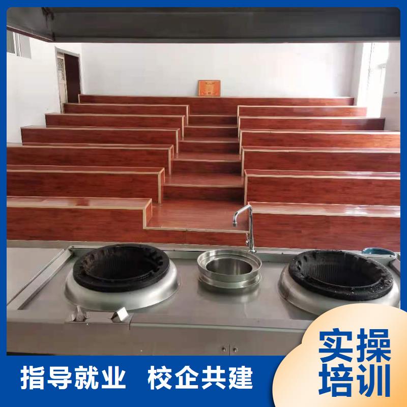 烹饪培训学校_挖掘机培训学校老师专业