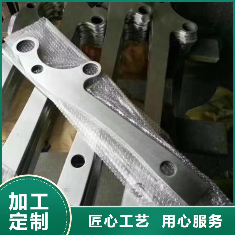 【护栏桥梁护栏用心做好每一件产品】