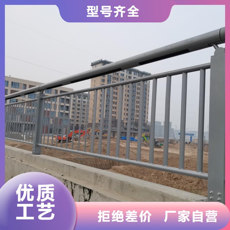 优选：防撞灯光护栏工厂